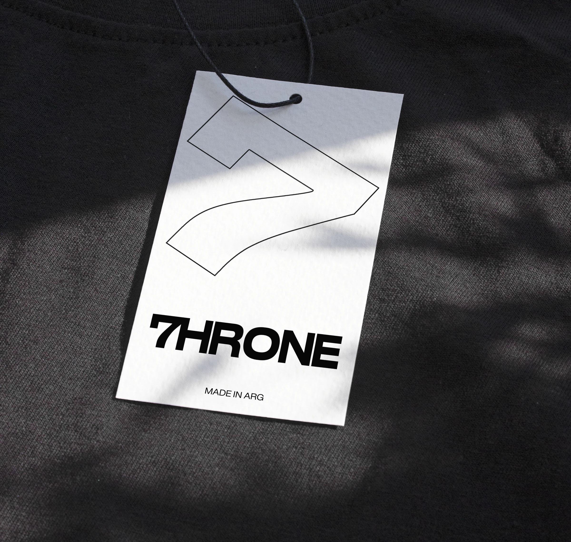 7HRONE